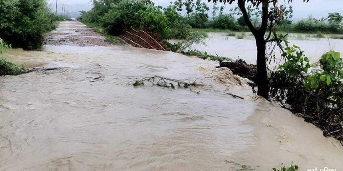 खोला बस्तीमा पस्दा ३० घर डुबानमा