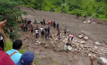 गोरखाको पहिरोमा बेपत्ता ३ जनाको शव भेटियो, २ जना अझै बेपत्ता