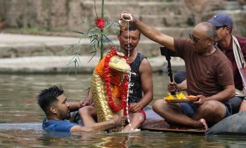 भक्तपुरको नागदहमा नागपूजा