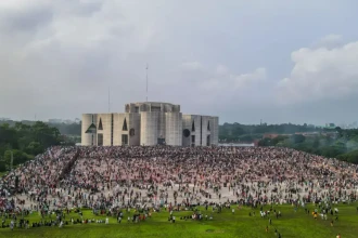 बंगलादेशको संसद् विघटन 