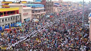 विहारको मन्दिरमा भागदौड मच्चिँदा ७ जनाको ज्यान गयो