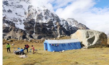 कञ्चनजंघा क्षेत्रमा आउन थाले पर्यटक