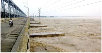 कोशी ब्यारेजका सबै ५६ ढोका खोलिए, सतर्क रहन आग्रह