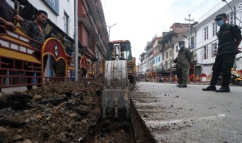 न्यूरोडको फुटपाथ विवाद टुंगियो, अध्ययन कार्यदल गठन गर्ने सहमति