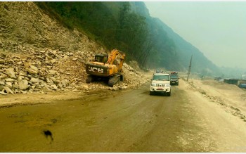 बाइस महिनामा पनि बनेन दुई किमी सडक