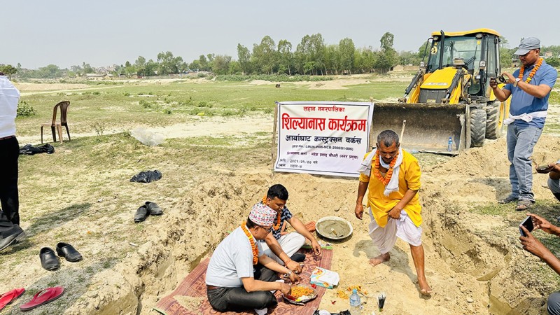 लहानको खुट्टीखोलामा सुविधासम्पन्न घाट निर्माण हुँदै