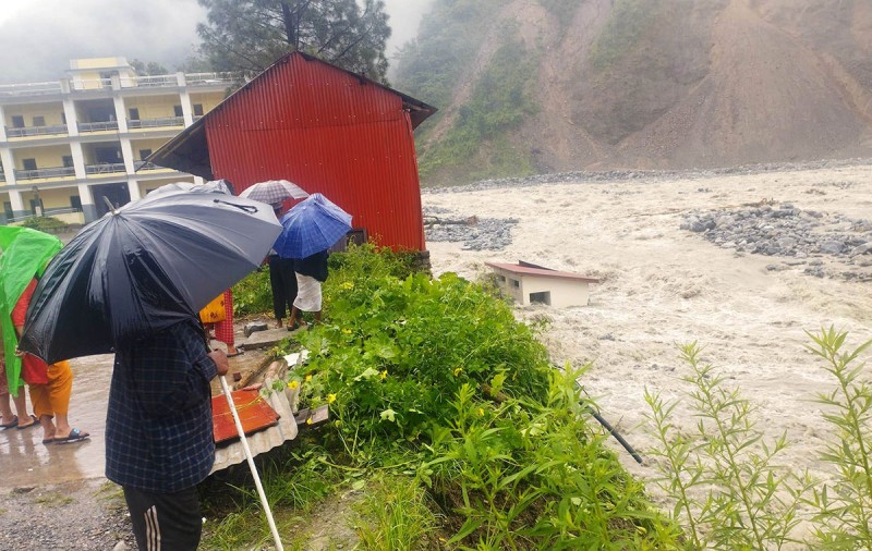 मुख धुन लाग्दा चिप्लेर त्रिशूली नदीबाट दुईजना बेपत्ता  