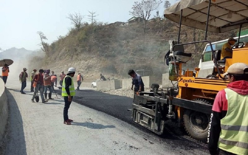 पर्यटकीय गाउँ जोड्ने सडक कालोपत्र