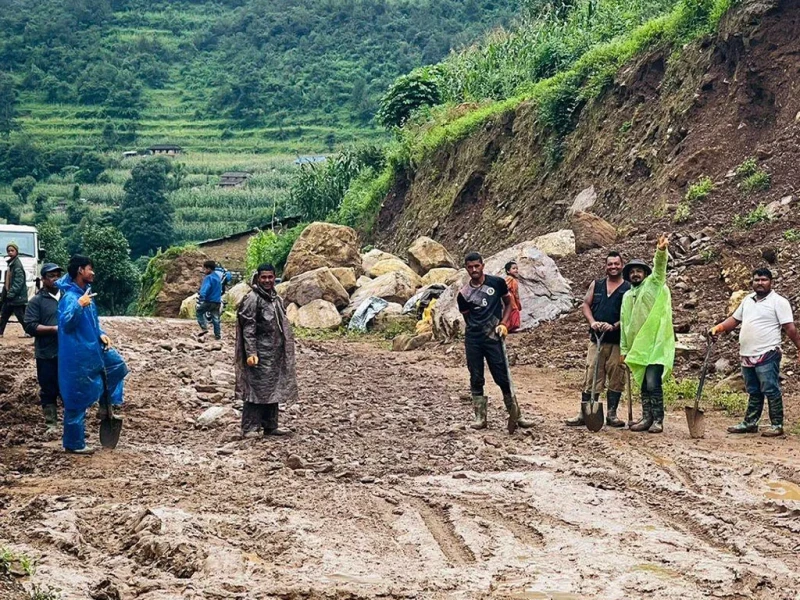 जनैपूर्णिमामा मेला भर्न ढोरपाटन पुग्ने भक्तजनलाई सास्ती