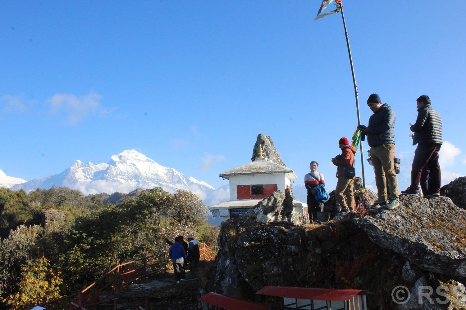 पूर्वाधारको पर्खाइमा मालिका धुरी