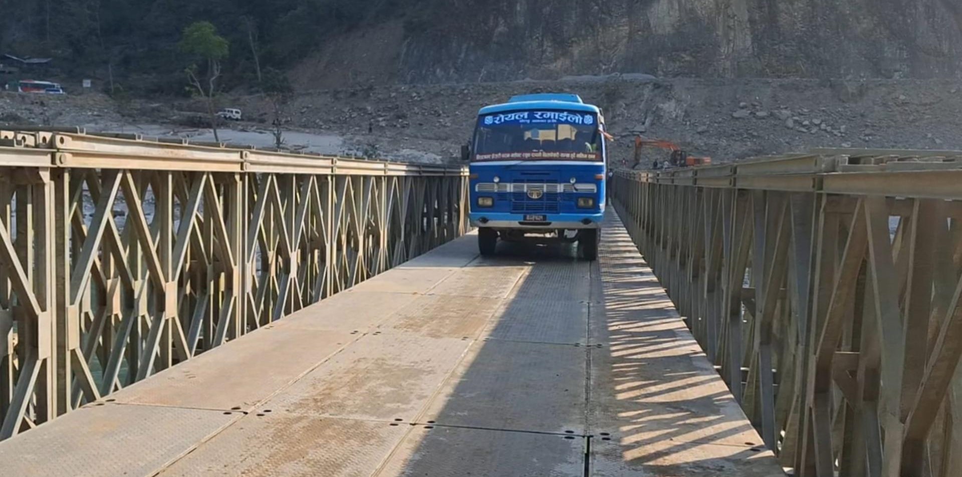 खोटाङको फोक्सिङटारमा अस्थायी बेलिब्रिज