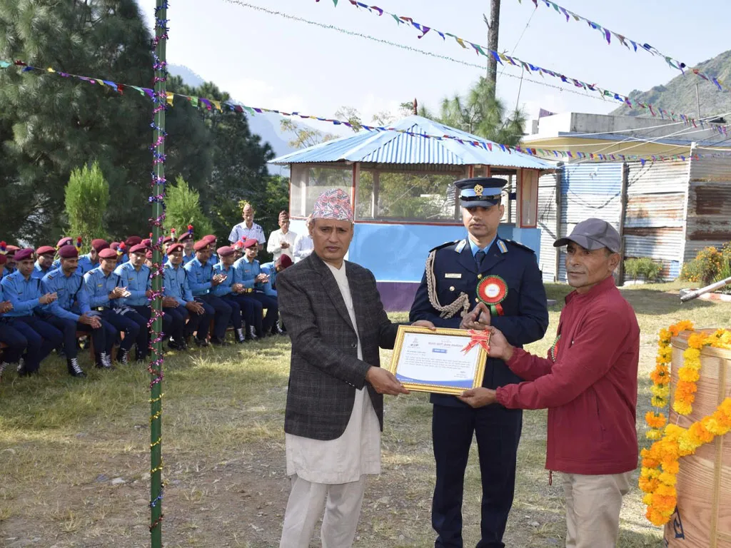 जग्गादातालाई प्रहरीको सम्मान