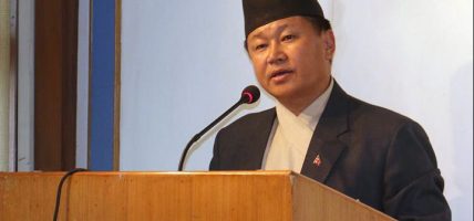 एमालेका संकटमोचक शेरधन राई