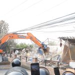 थापाथलीस्थित बागमती किनारको अव्यवस्थित बस्ती खाली