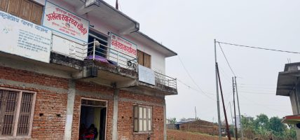 पोल र तार पुगे पनि नवलपुरका गाउँ अझै अँध्यारोमै