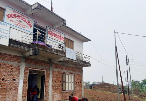 पोल र तार पुगे पनि नवलपुरका गाउँ अझै अँध्यारोमै