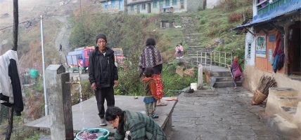 मल्कवाङमा घरघरमै धारा, १८५ परिवारलाई स्वच्छ खानेपानी सुविधा मल्कवाङमा घरघरमै धारा, १८५ परिवारलाई स्वच्छ खानेपानी सुविधा