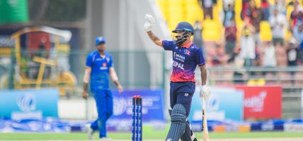 नेपालले युएईलाई दियो २०१ रनको लक्ष्य